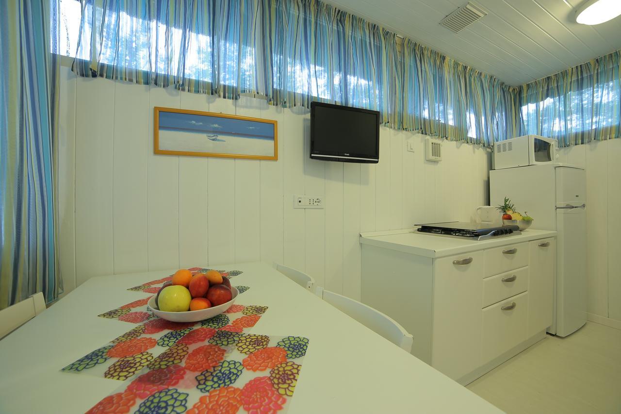 Camping Village Malibu Beach ลิโดดิเยโซโล ภายนอก รูปภาพ