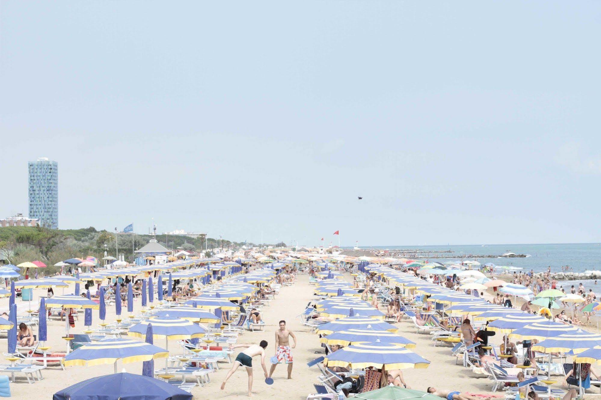 Camping Village Malibu Beach ลิโดดิเยโซโล ภายนอก รูปภาพ